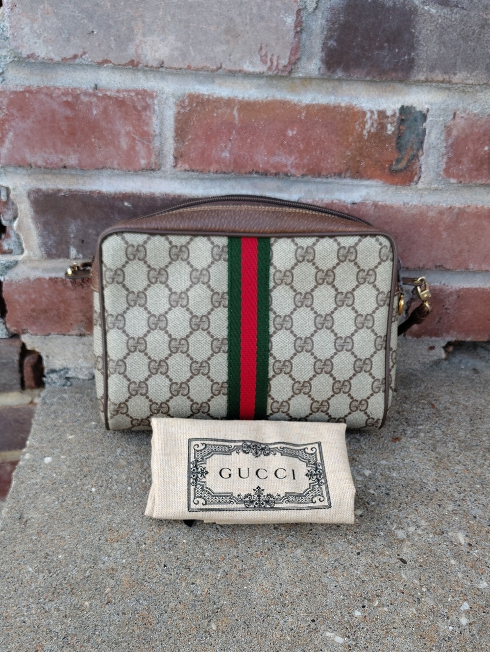 Vintage Gucci Sherry Line Monogram Crossbody Bag 80s Luxury Minimalist